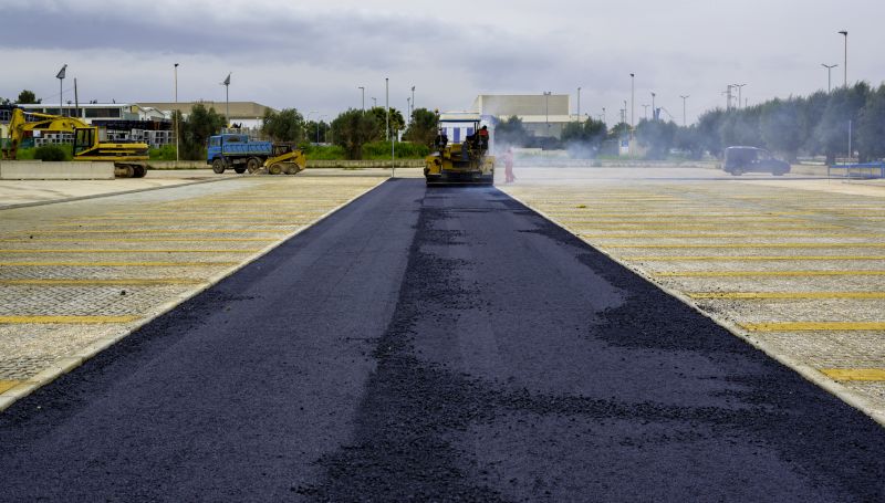 Commercial Asphalt Resurfacing in Los Angeles, CA