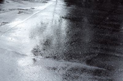 Asphalt Can Resist Water Damage